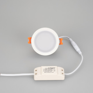 Светодиодная панель LTD-85SOL-5W Warm White (ARL, IP44 Пластик, 3 года)