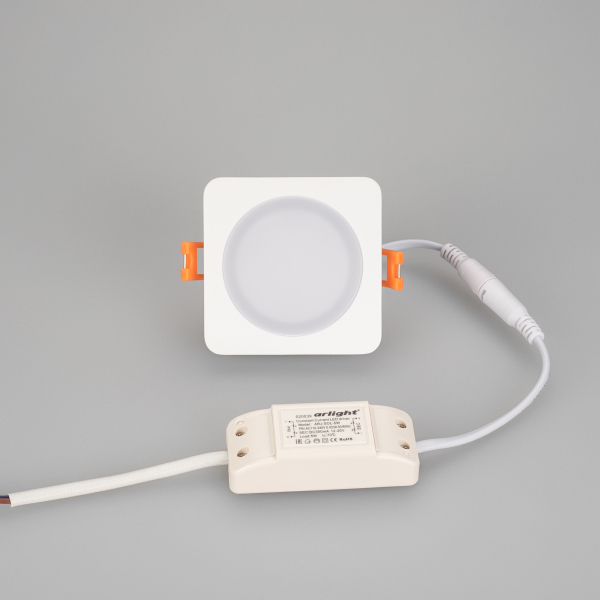 Светодиодная панель LTD-96x96SOL-10W Warm White 3000K (ARL, IP44 Пластик, 3 года)