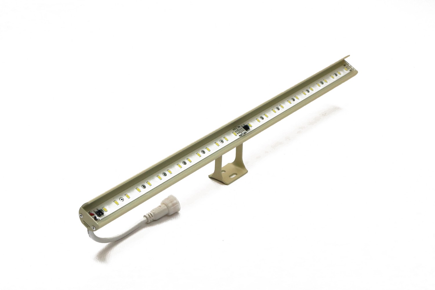 Линейный светильник ML-50.10.RGB-PWM