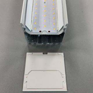 Светильник линейный светодиодный подвесной HB8075